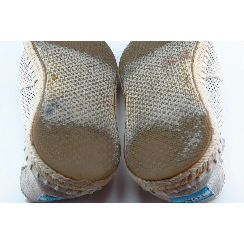 Toms Size 7‎ Medium Beige Round Toe flats Leather Women